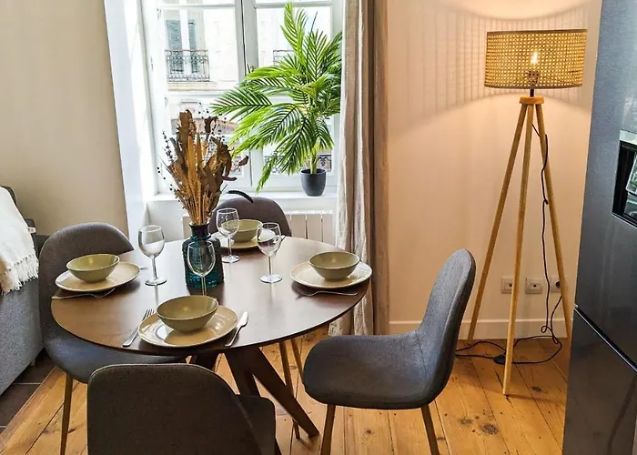 Cosy Calypso - T3 - Quartier Des Halles & Parking