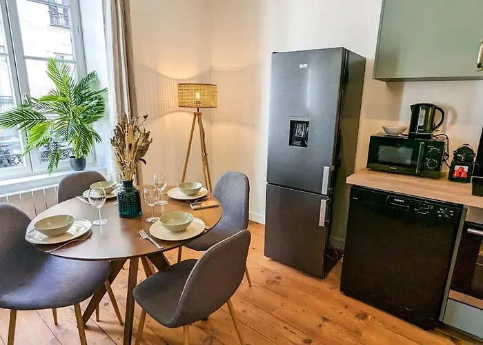 Cosy Calypso - T3 - Quartier Des Halles & Parking